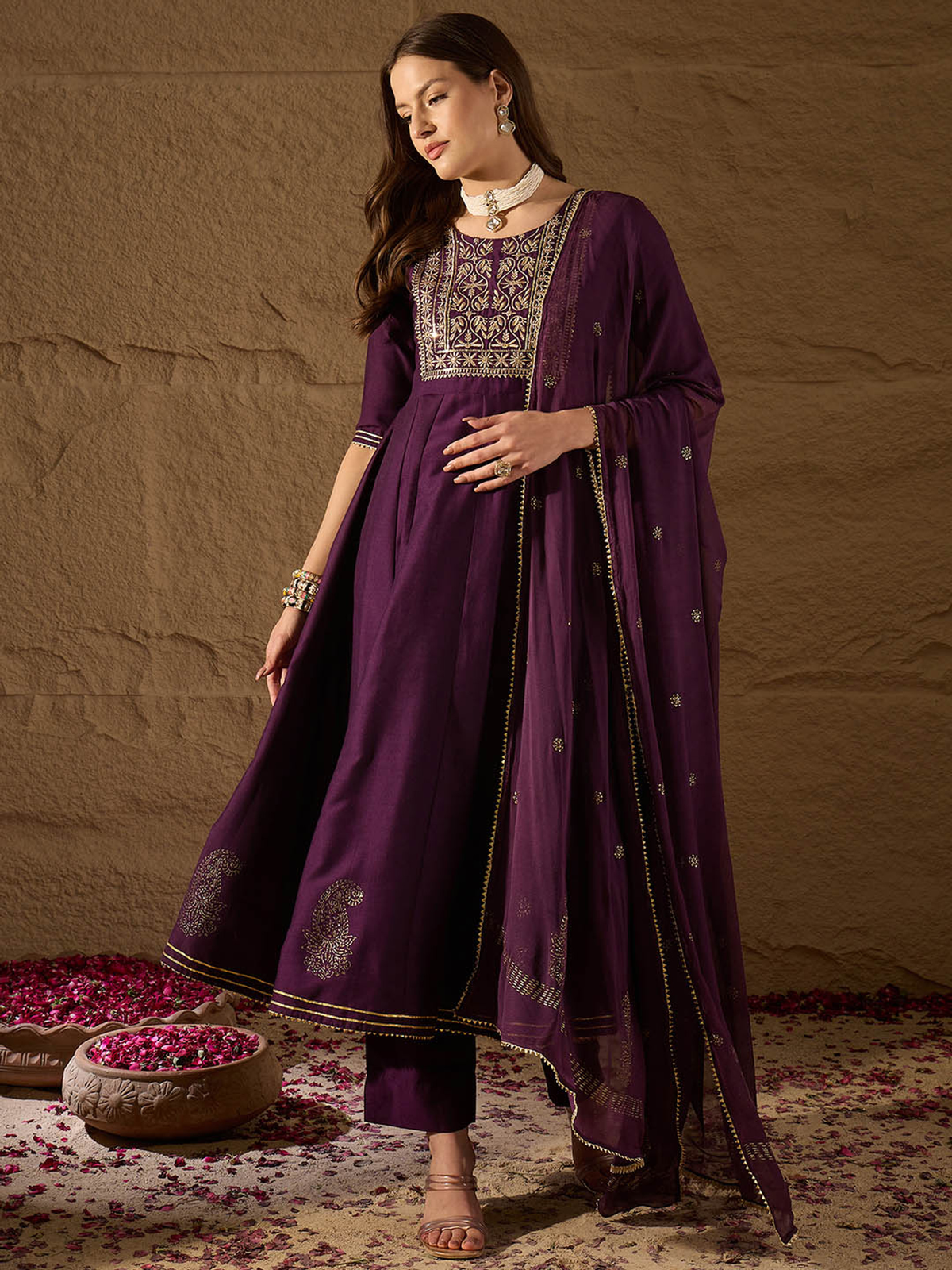 Embroidered Zari Empire Jacquard Kurta With Trouser And Dupatta