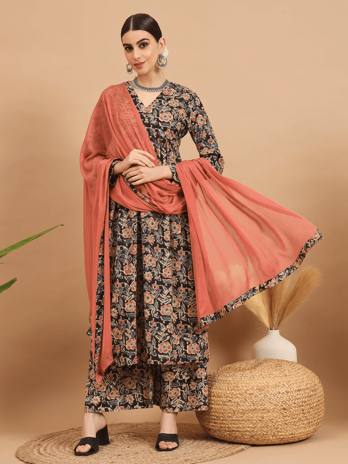Black Kalamkari Cotton Alia Kurta Set with Dupatta – V - Neck & Palazzo Pants for Casual Comfort - aromie