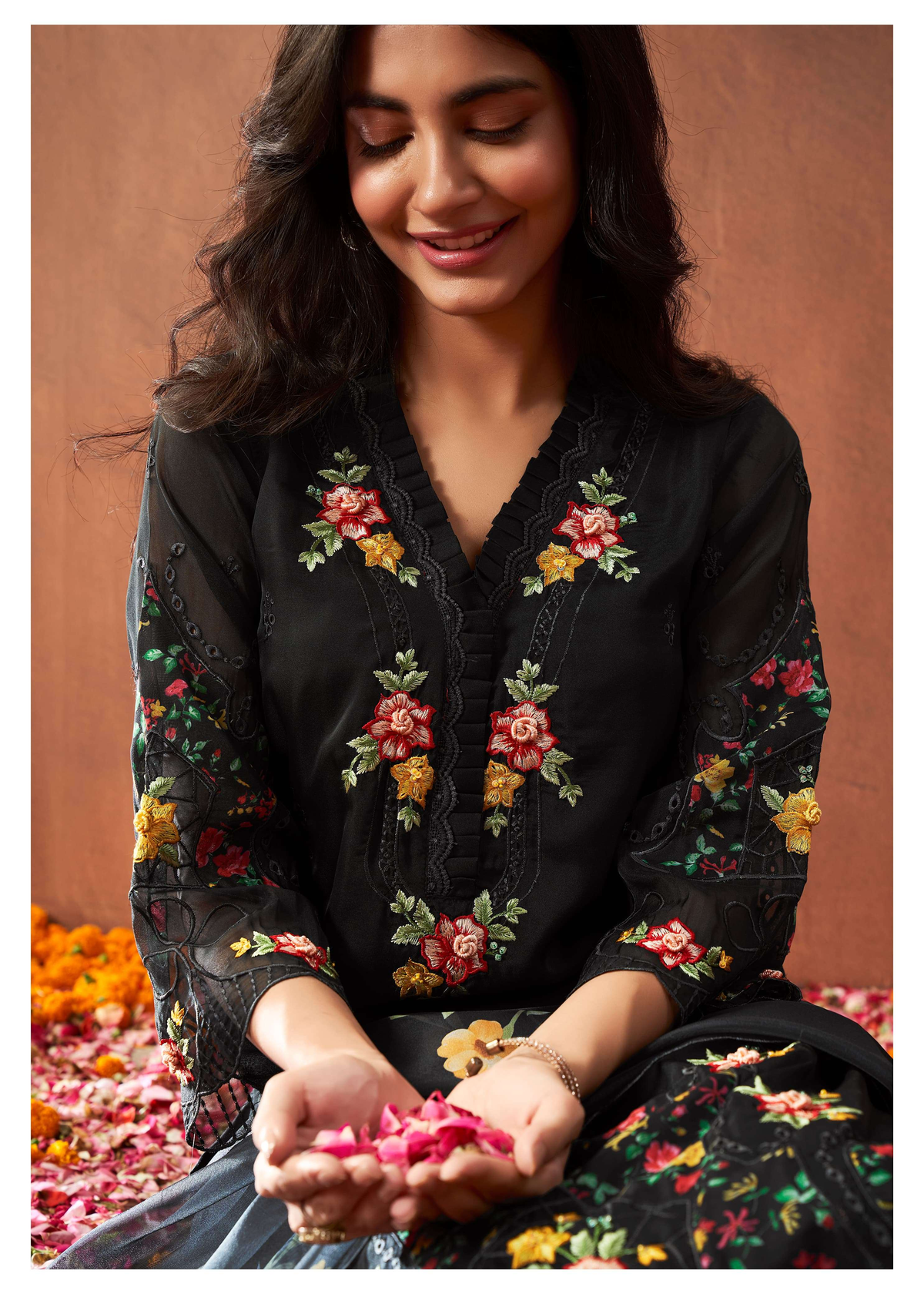 Embroidered Organza Kurta Set with Dupatta aromie