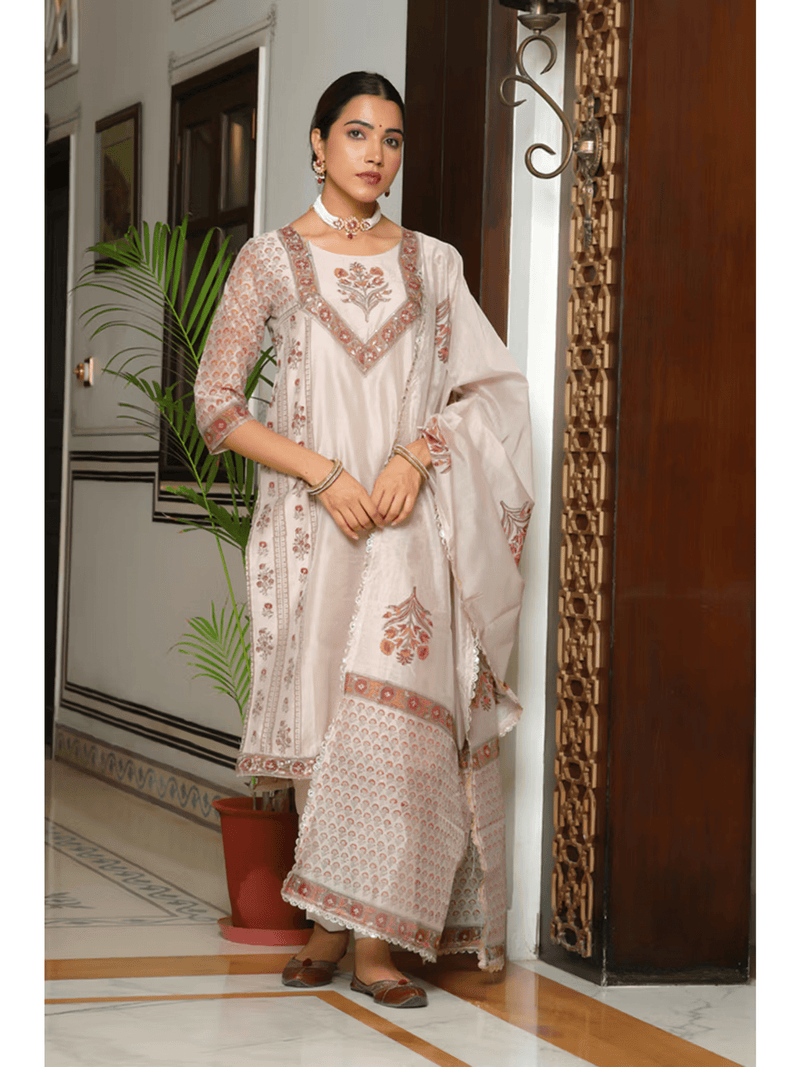 Chanderi Embroidered Kurta Set Canada - Elegant 3-Piece