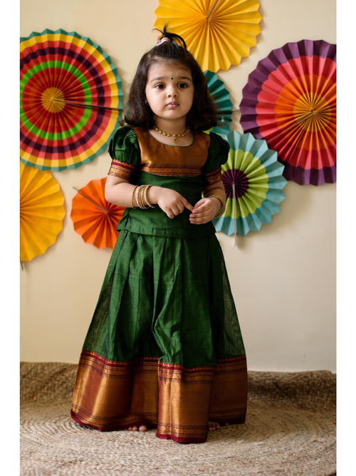 Aromie girls shirt dress Canada green traditional silk shirt dress for toddler with gold border and puff sleeves