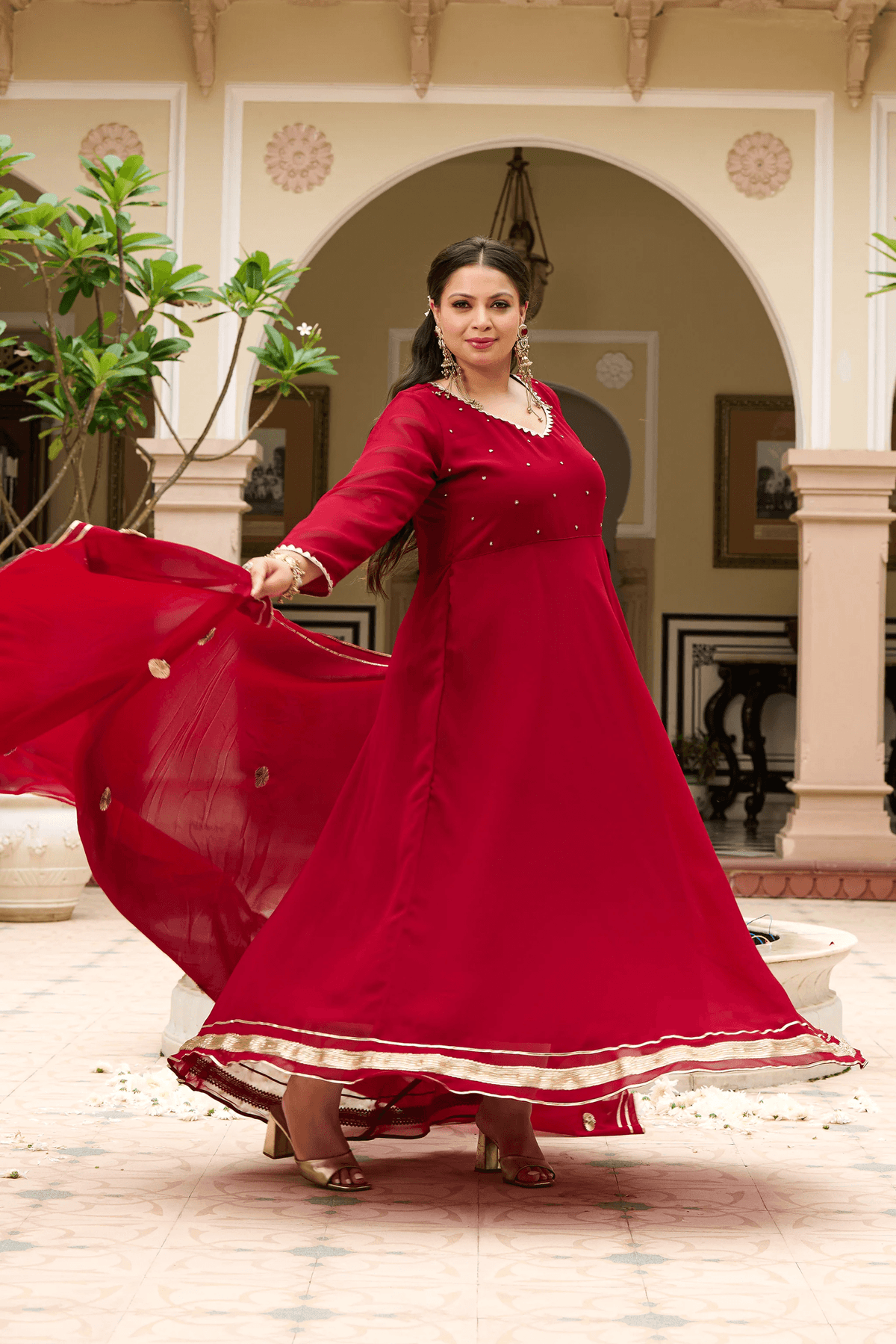Women Embroidered Zari Georgette Anarkali Kurta with Dupatta
