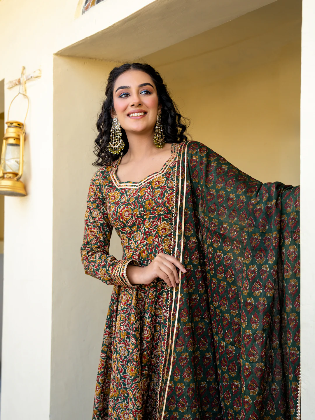 COTTON FRILLED SUIT SET