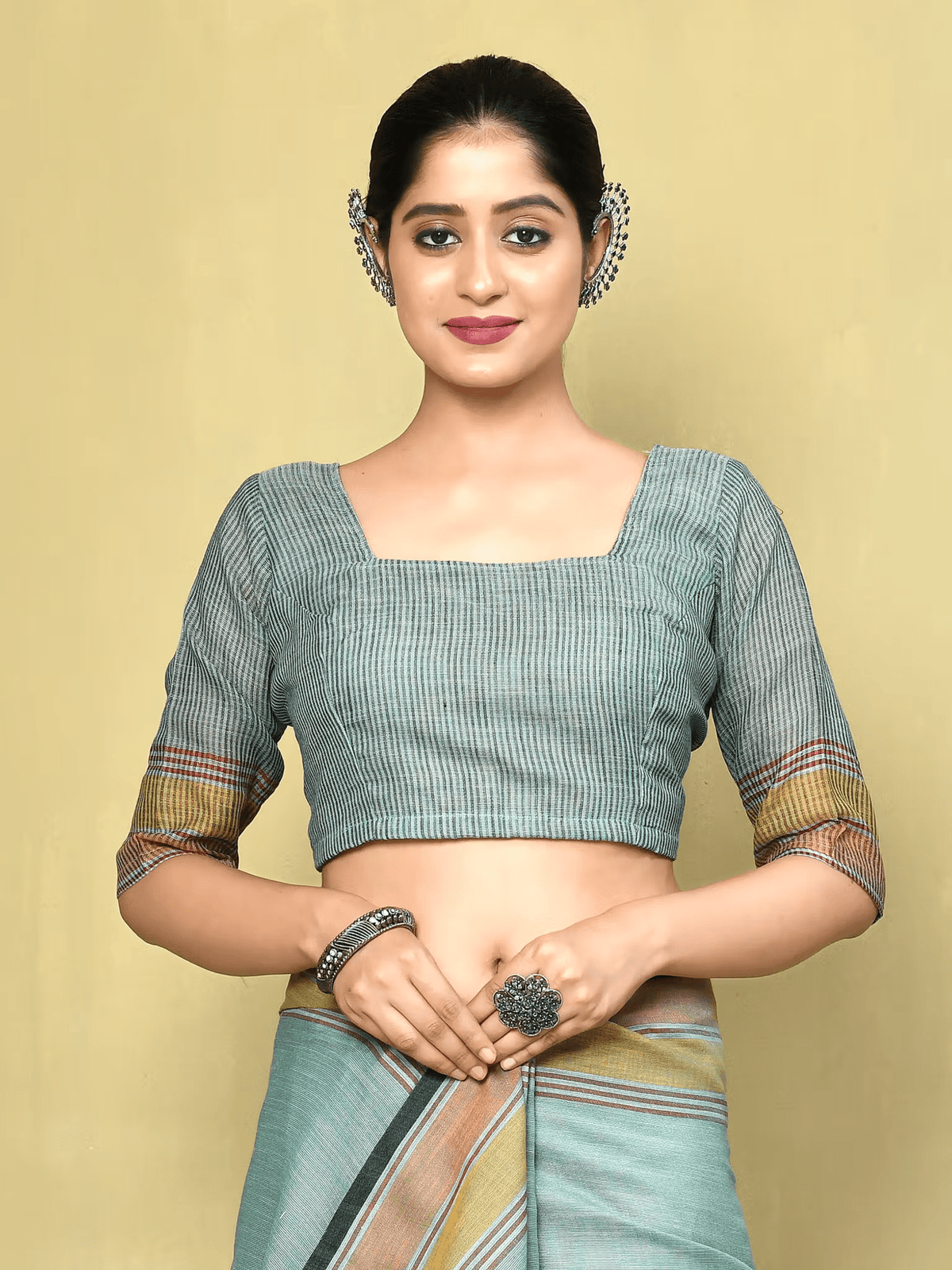 Eco - Friendly Linen Hand - Woven Saree with Tasseled Design – DIY Blouse Cutout Included - aromie