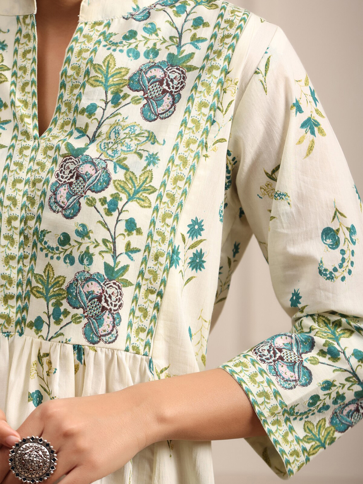 Women’s Cream & Green Floral Print Cotton A-Line Kurti AROMIE.STORE