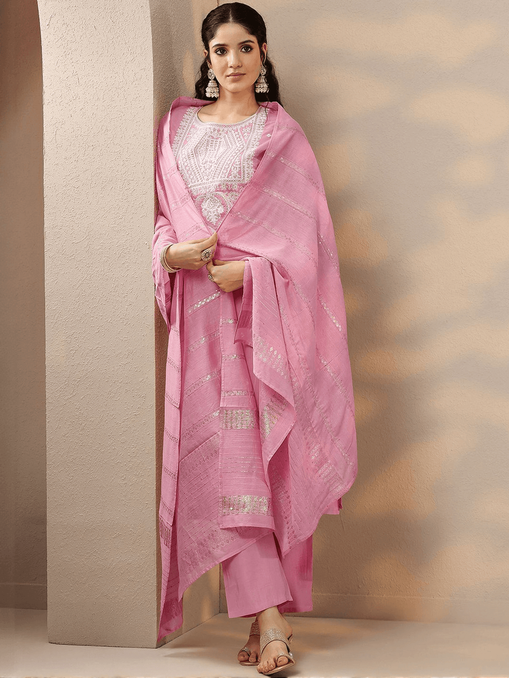 AROMIE Elegant Indian Kurta Online - Three Piece Set