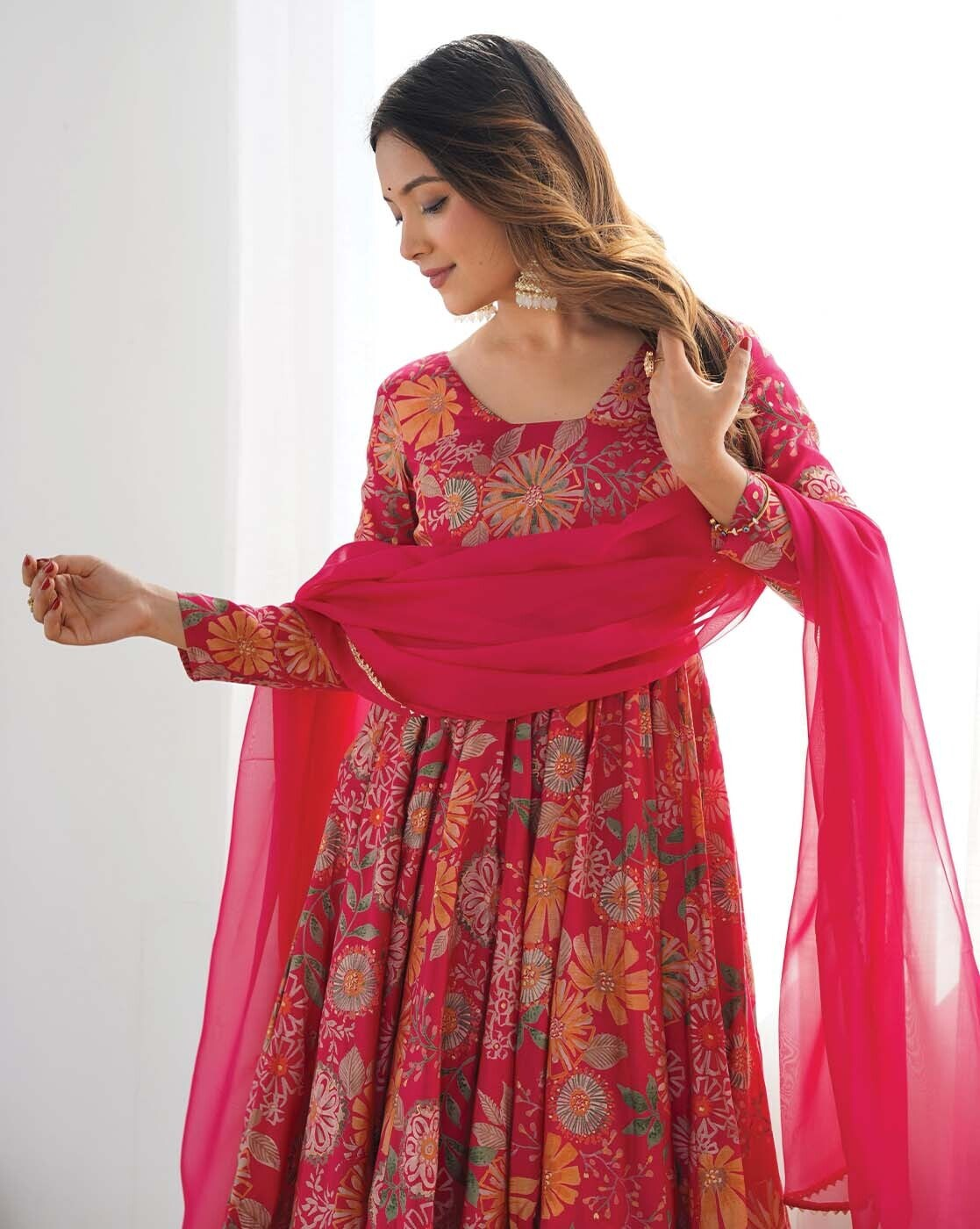 Beautiful three piece elegant Indian kurta online with floral design and matching dupatta
