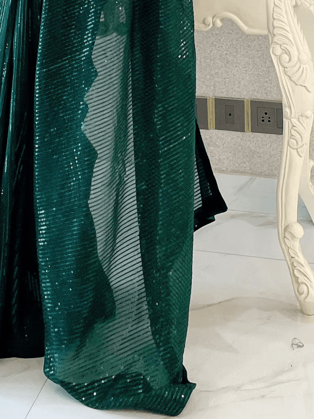 Elegant Wedding Saree with Unstitched Blouse – Responsible Craft & Easy Care - aromie