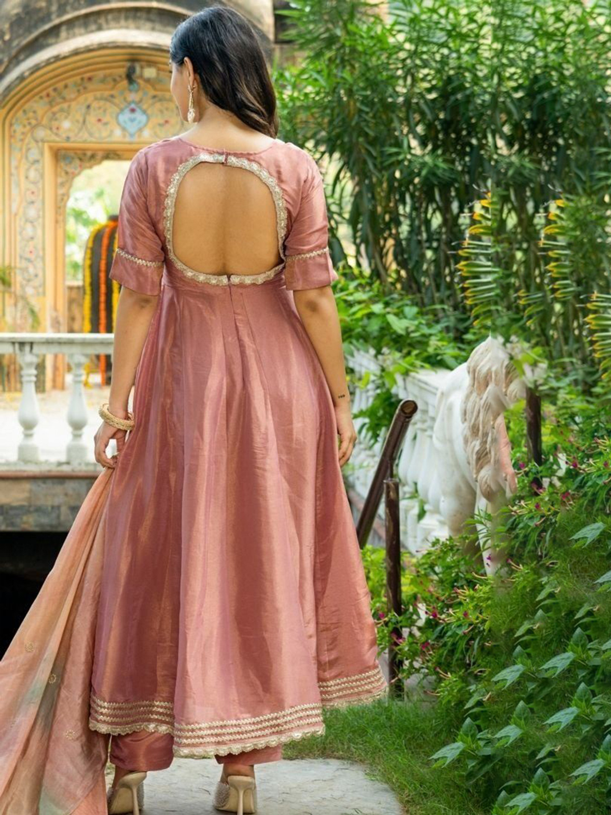 Elegant Embroidered Anarkali kurta set Canada in soft pink with intricate back detailing