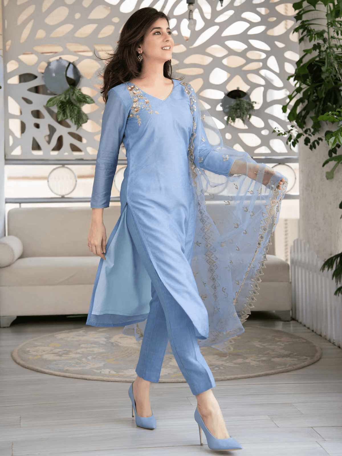 Embroidered Chanderi Kurta Pant Dupatta Set – Festive V - Neck Ethnic Outfit for Women - aromie