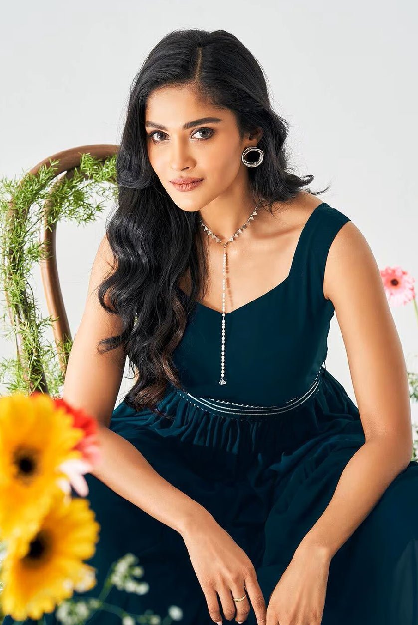 Embroidered Fox Georgette Fit & Flare Dress | Sleeveless Party Dress for Women Canada - aromie