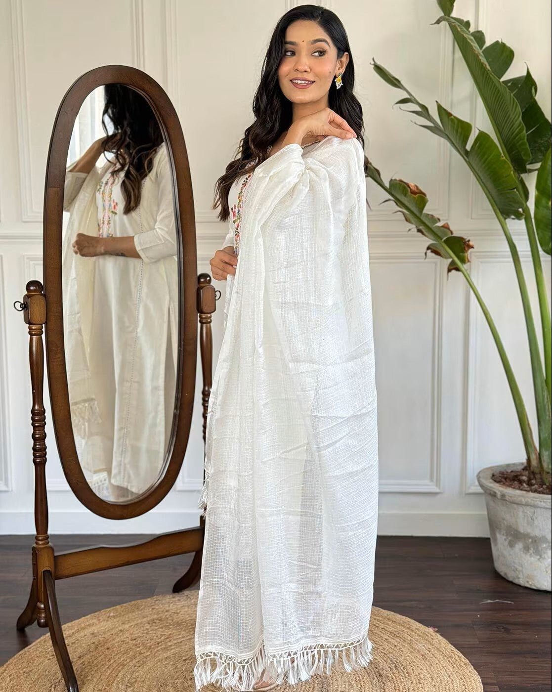 Elegant three piece embroidered kurta set Canada featuring chic details and lightweight fabric