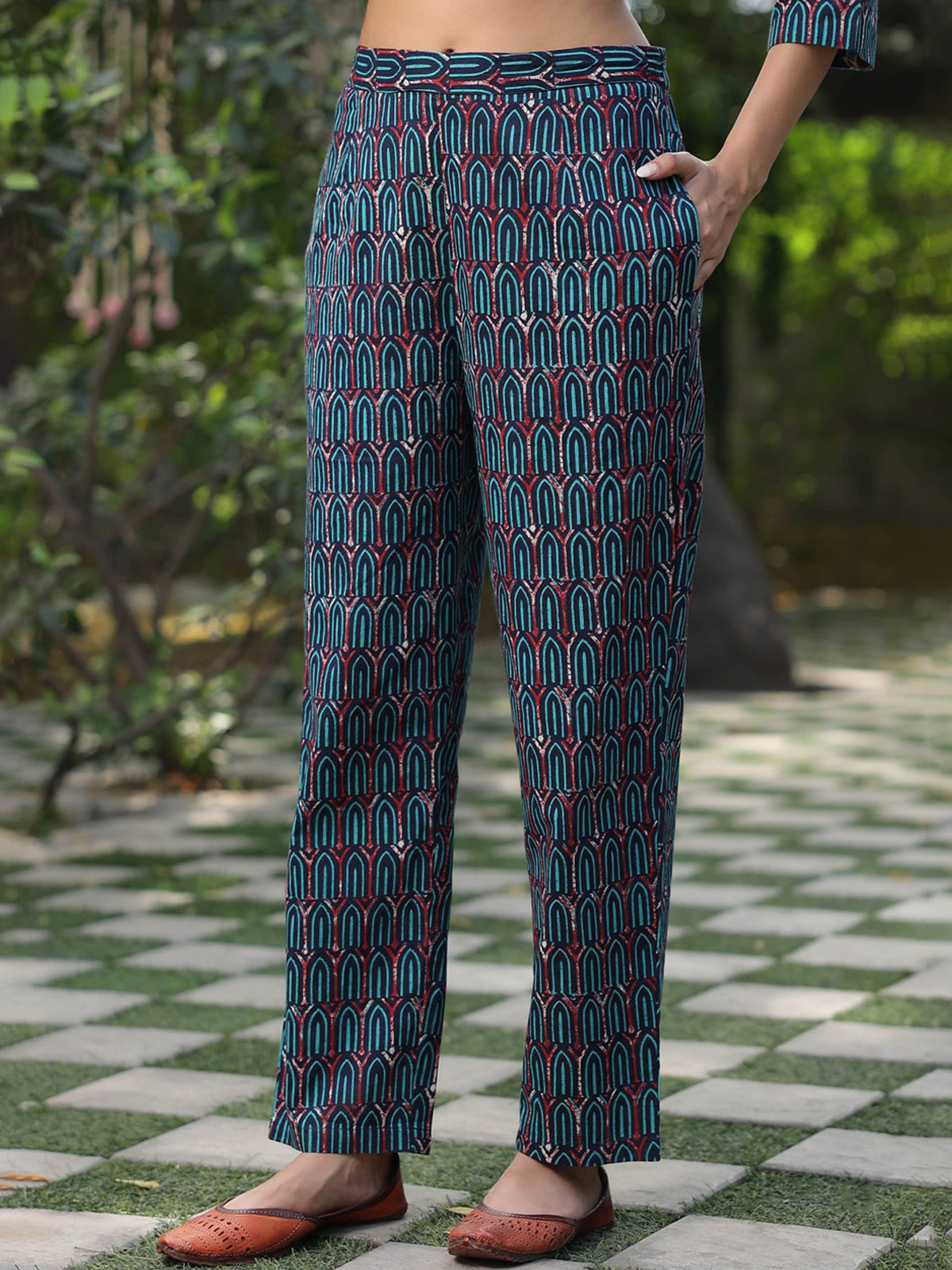 Embroidered Mulmul Kurta Canada featuring stylish printed pants with unique patterns