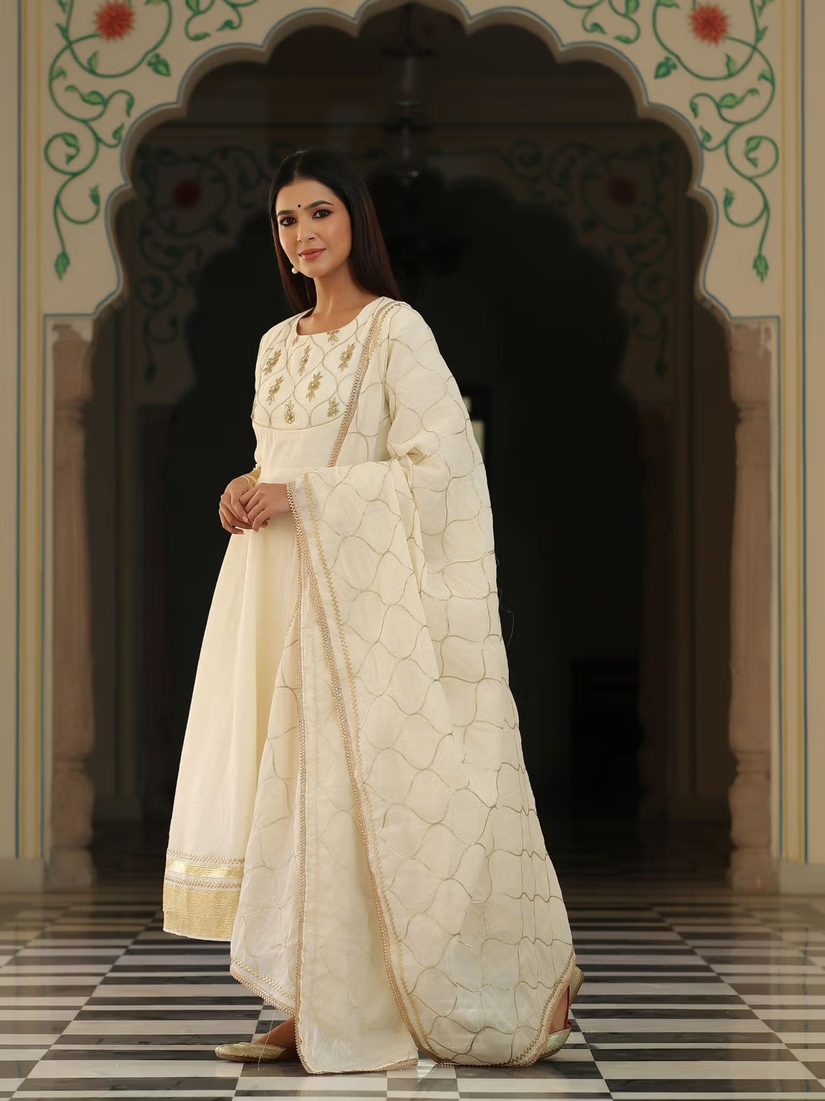 Aromie three piece kurtha ivory embroidered kurta set with dupatta and churidar affordable kurti set Canada