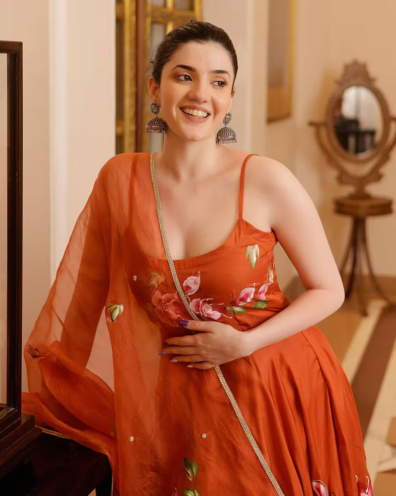Aromie three piece orange floral kurta with matching dupatta and sleeveless blouse styling women printed kurta set Canada