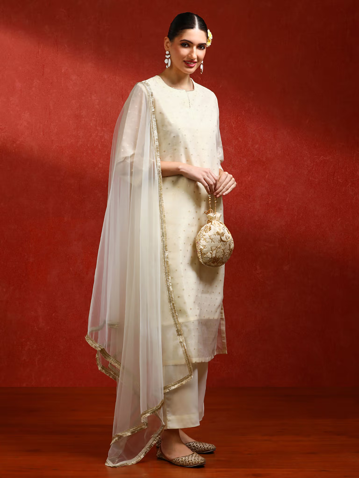 Aromie three piece cream kurta set with sheer dupatta and embroidered mirror details viscose mirror work kurta Canada