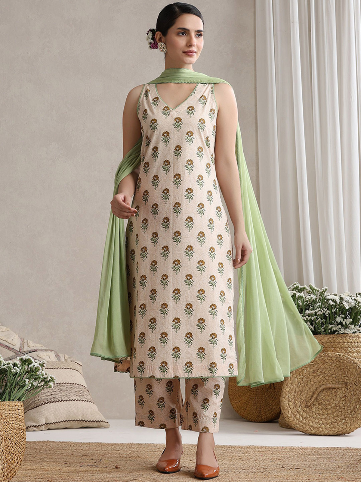 Aromie three piece viscose embellished kurta set cream floral print with matching pants and green dupatta