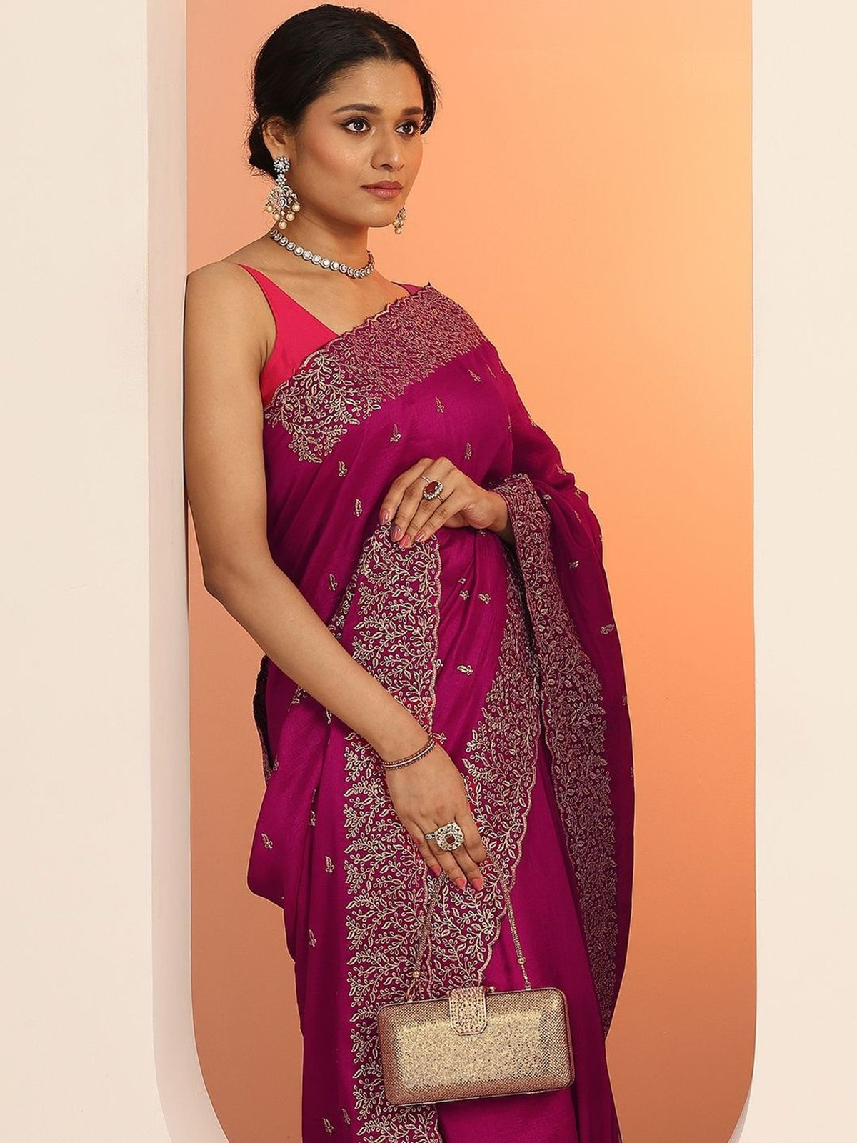 Magenta Embroidered Silk Blend Saree with Blouse Piece aromie