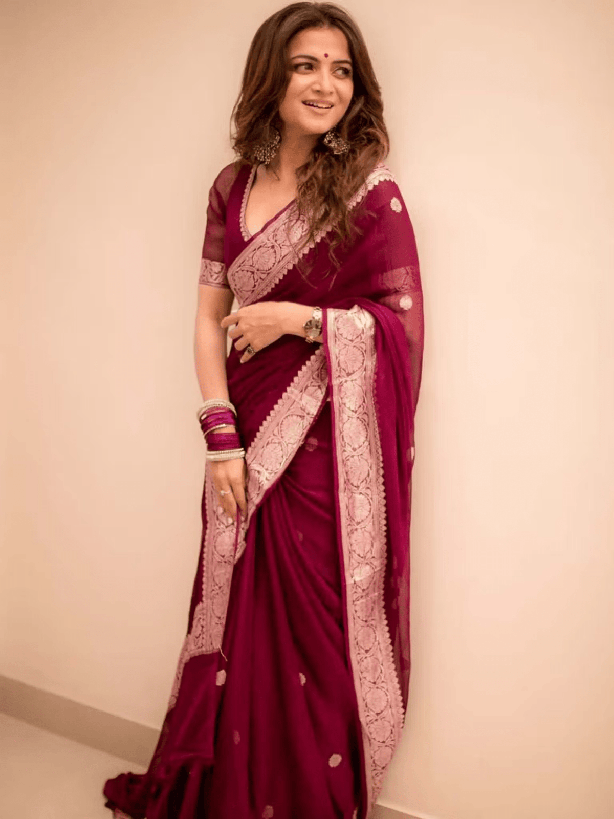 Festive Silk Saree with Zari Weave – Unstitched Blouse | Single Pack - aromie