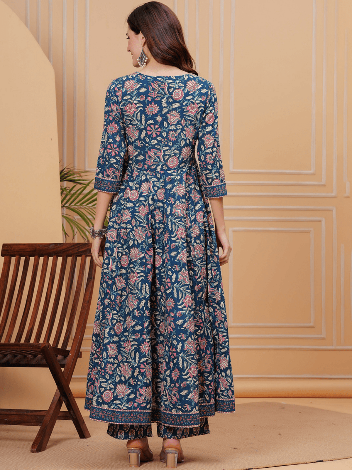 Back view of Floral Cotton Anarkali Kurta with intricate floral design and ankle-length silhouette