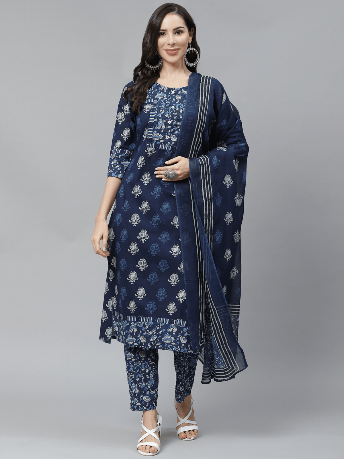 Elegant three piece Kurtha set with intricate prints, perfect for any occasion. Georgette Anarkali Gown Canada