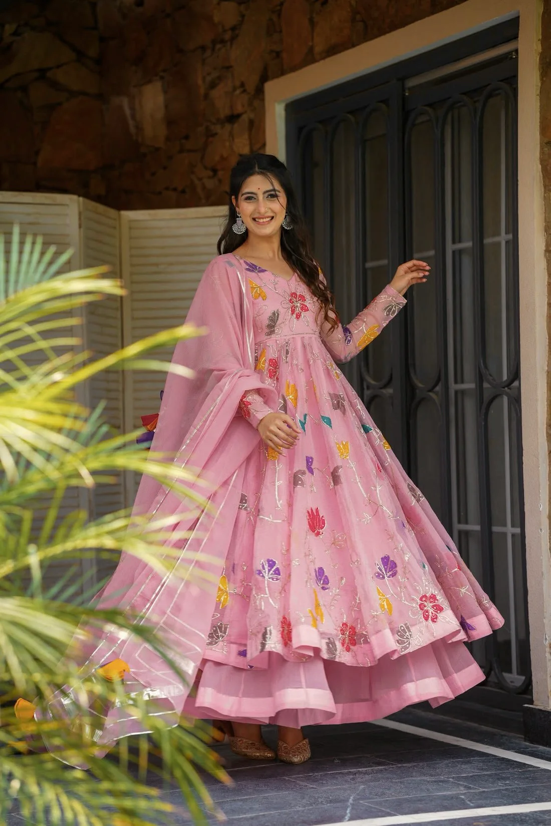 Aromie Georgette embroidered sharara set Canada in pink with floral patterns, ideal for festive occasions.