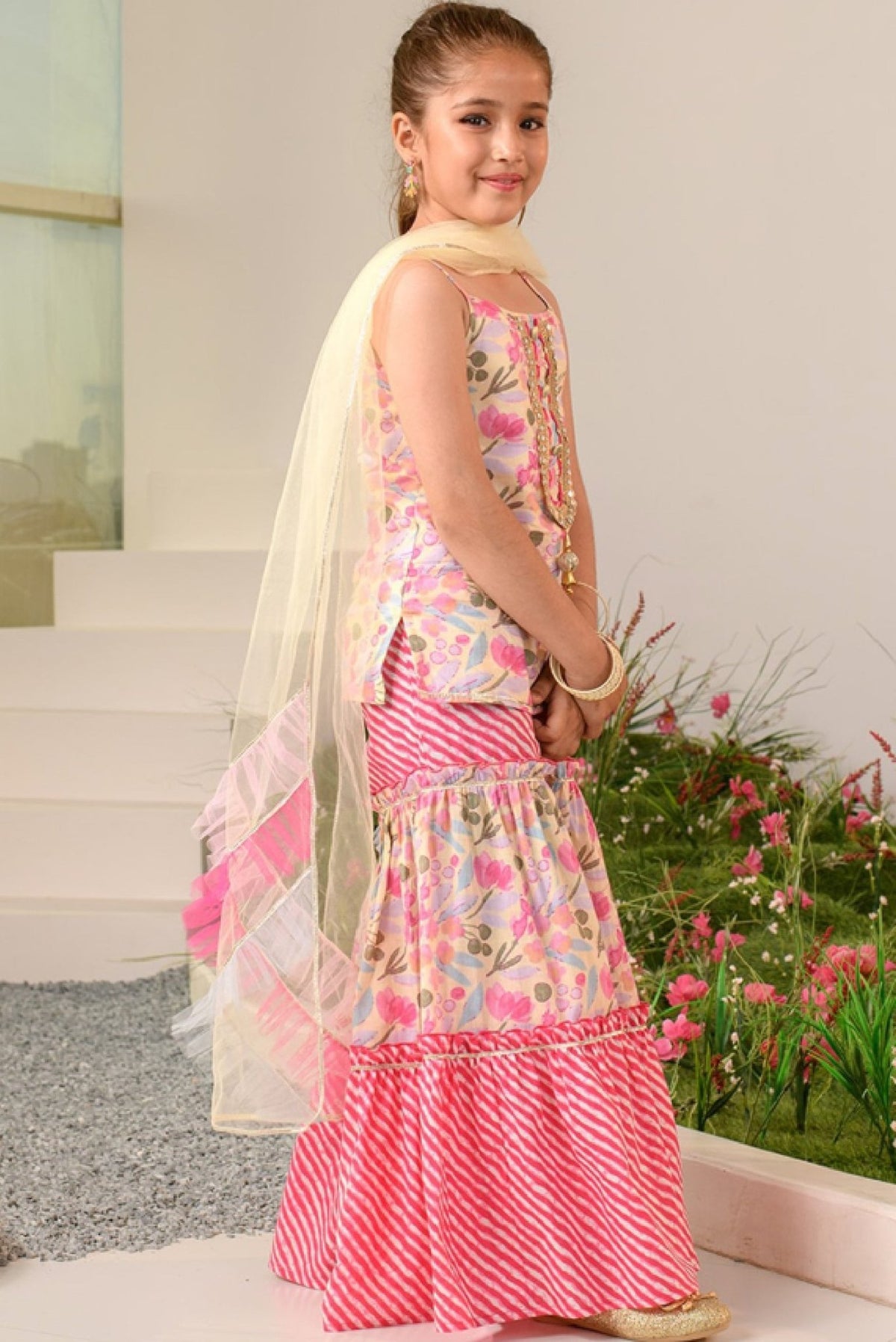 Aromie Girls Ethnic Wear Canada - Trendy Traditional Outfits