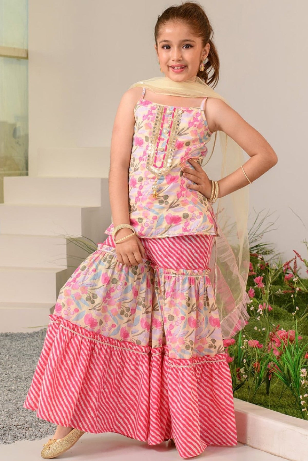 Aromie Girls Ethnic Wear Canada - Trendy Traditional Outfits