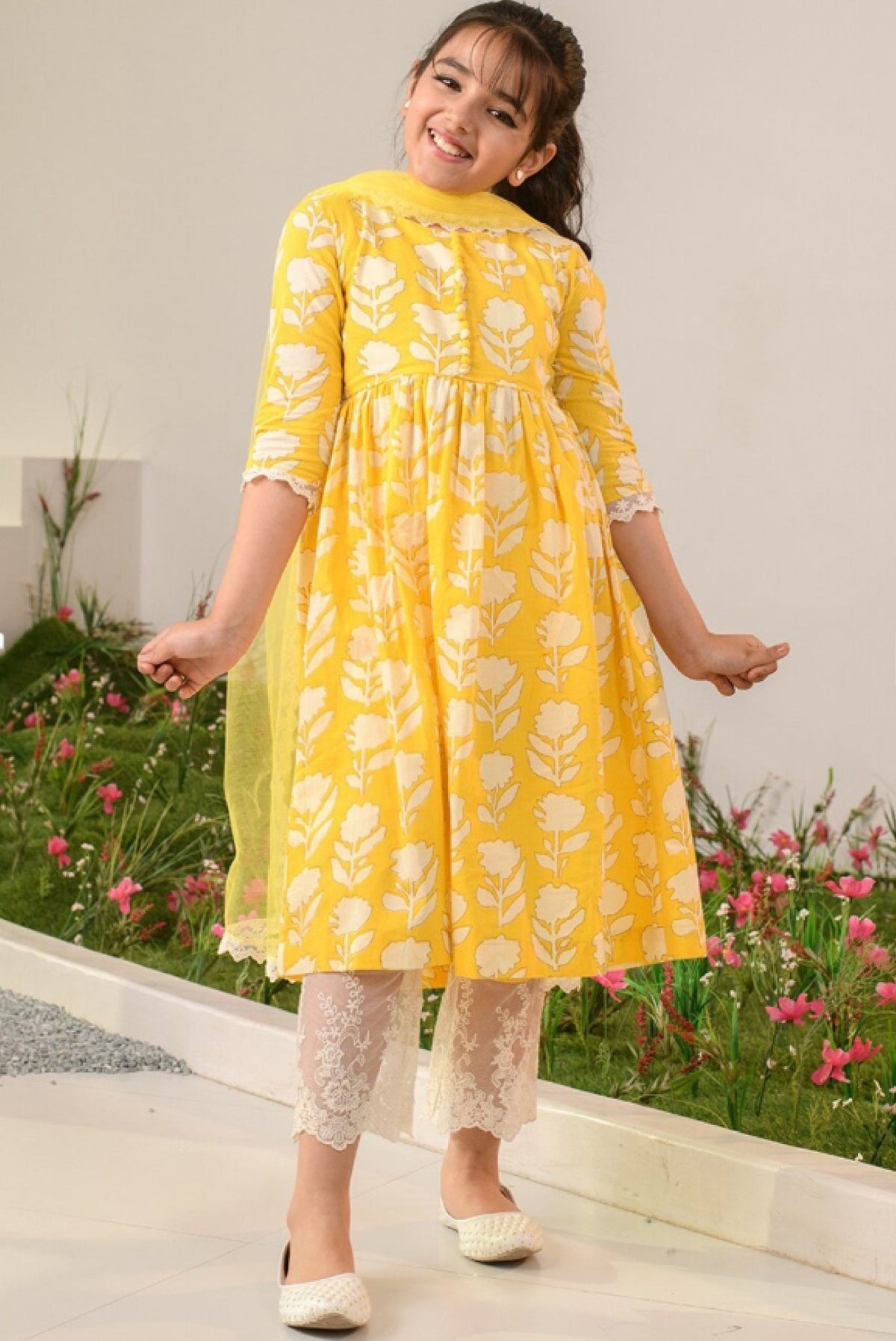 Girls Yellow Floral Kurta Set - Trendy Indian Wear