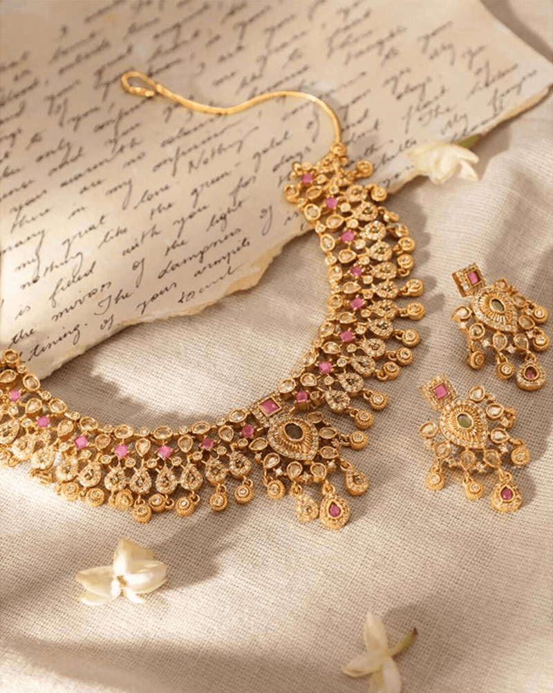 Gold - Plated Crystal & Pearl Necklace Set – Elegant Stone - Studded Jewelry for Women - aromie