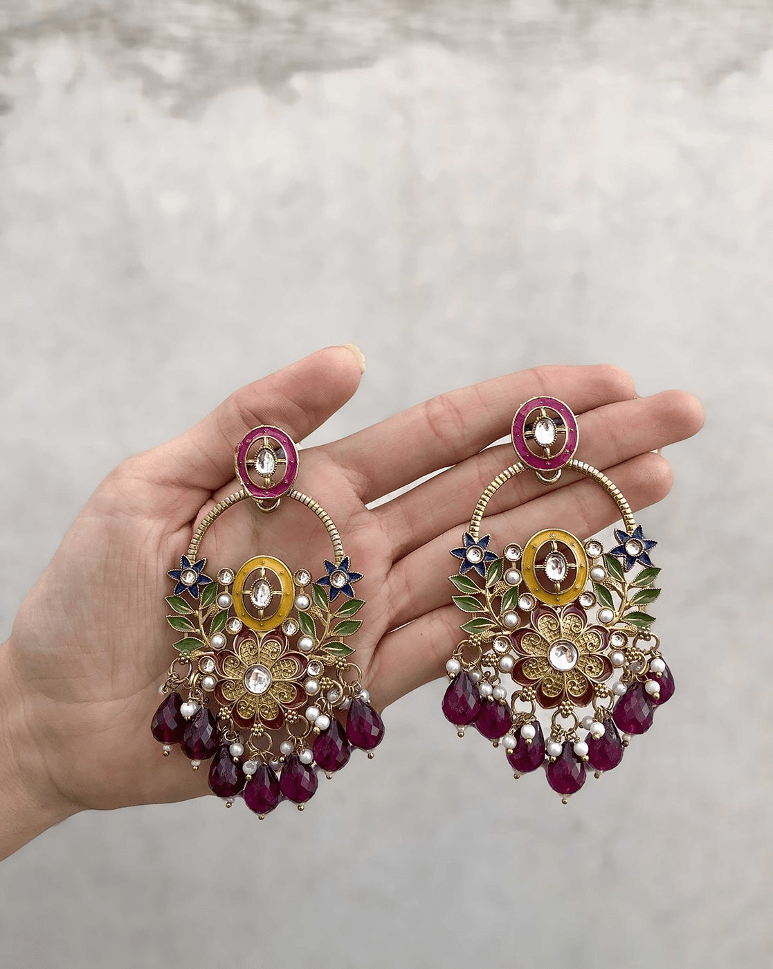 Aromie Gold-Plated Pearl Earrings with Floral Design