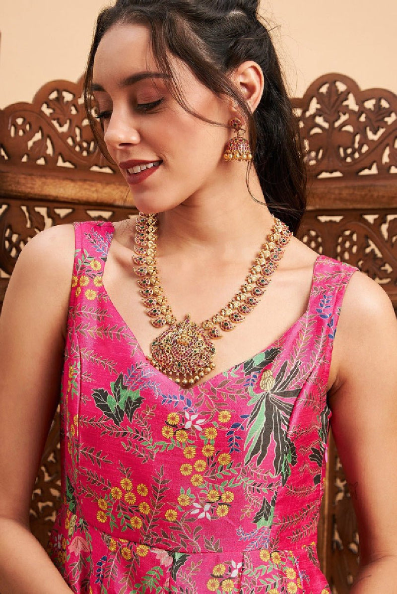 Aromatic Three Piece Kurtha in Vibrant Floral Design, Ideal Indian Anarkali dress Canada