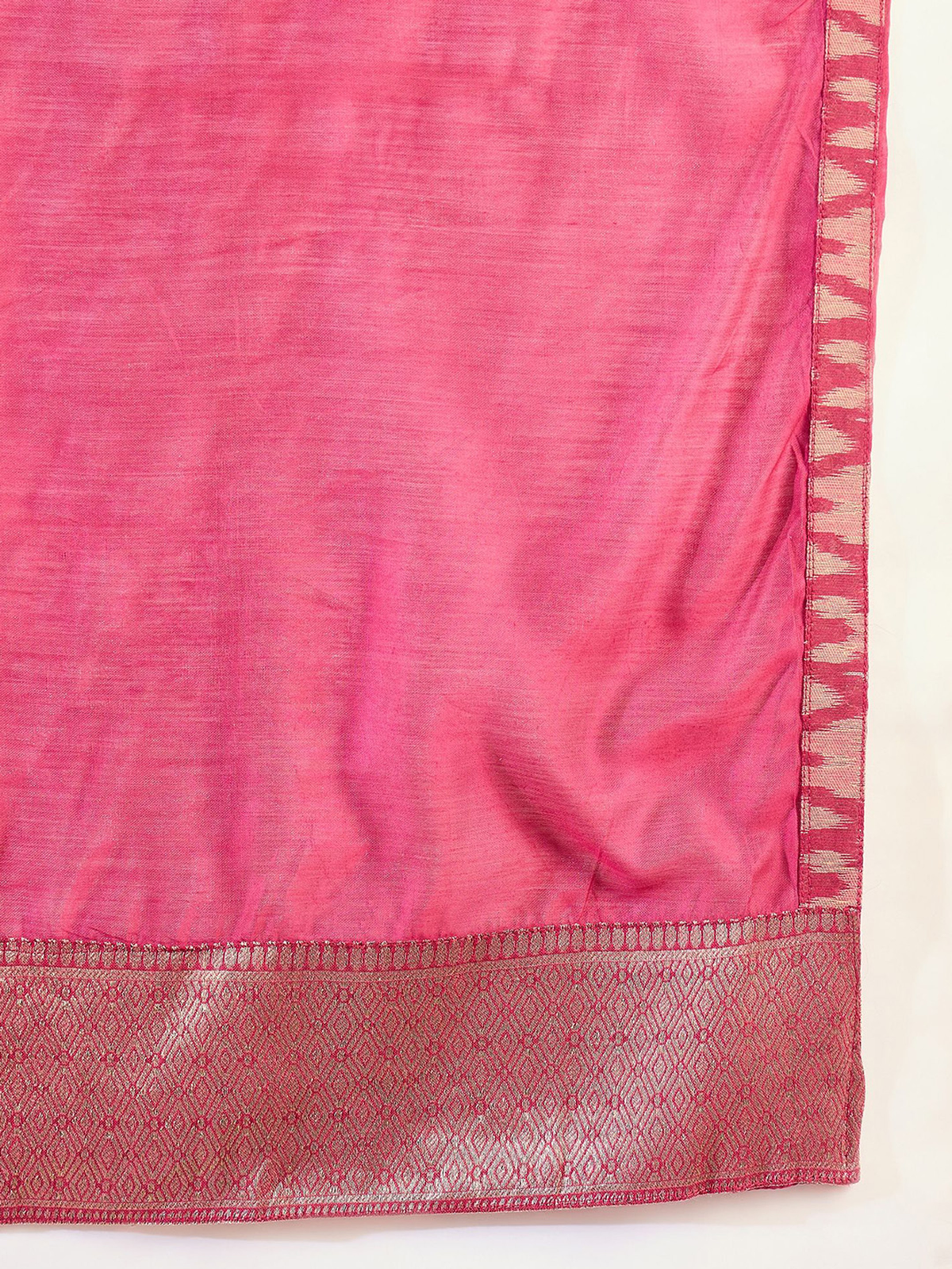 Elegant pink fabric of an Indian kurta set for women Canada with intricate border detailing
