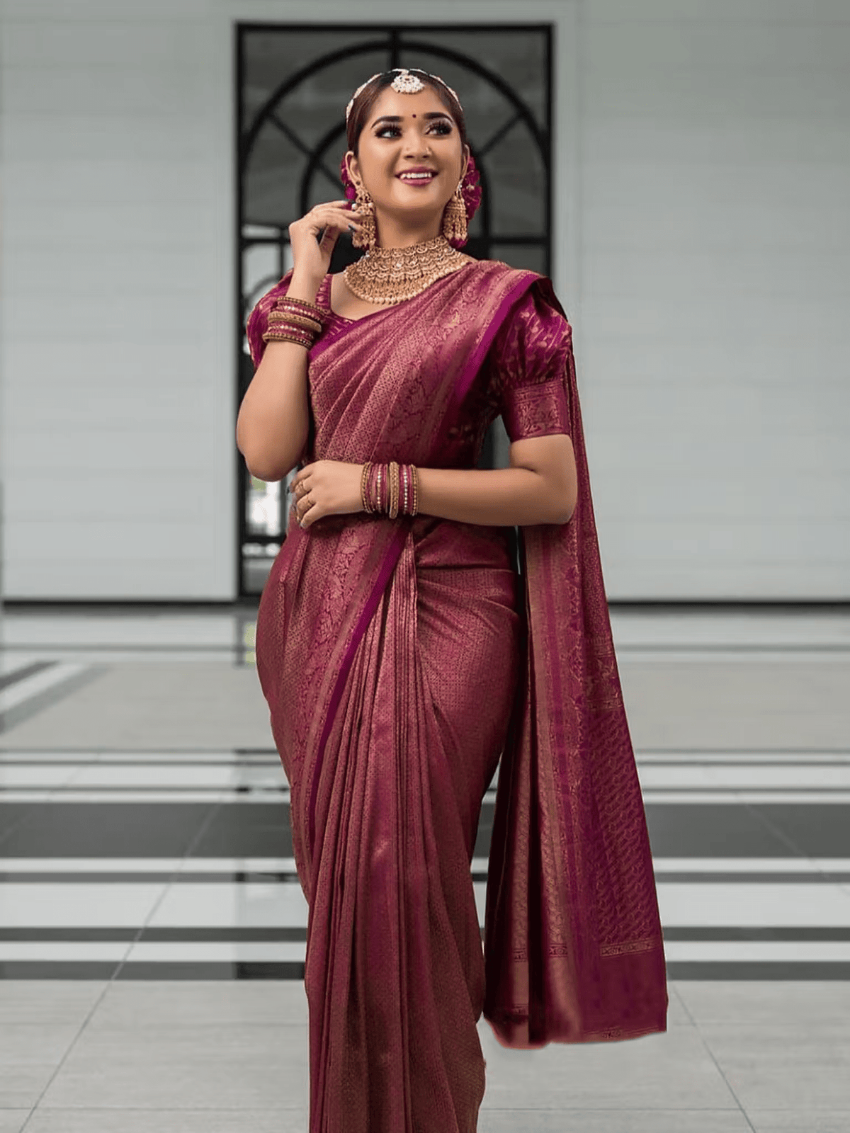 Kanjivaram Banarasi Woven Saree – Unstitched Blouse Included for Personalization - aromie