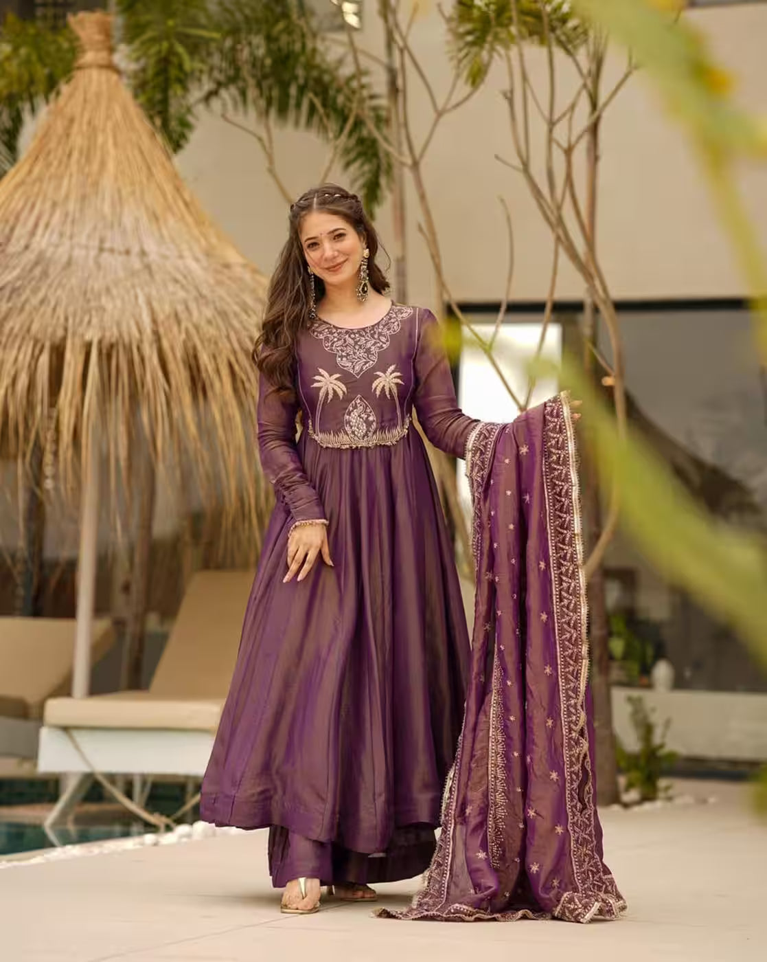 Aromie three piece Kurtha purple embroidered dress set Canada with matching dupatta and gold embroidery