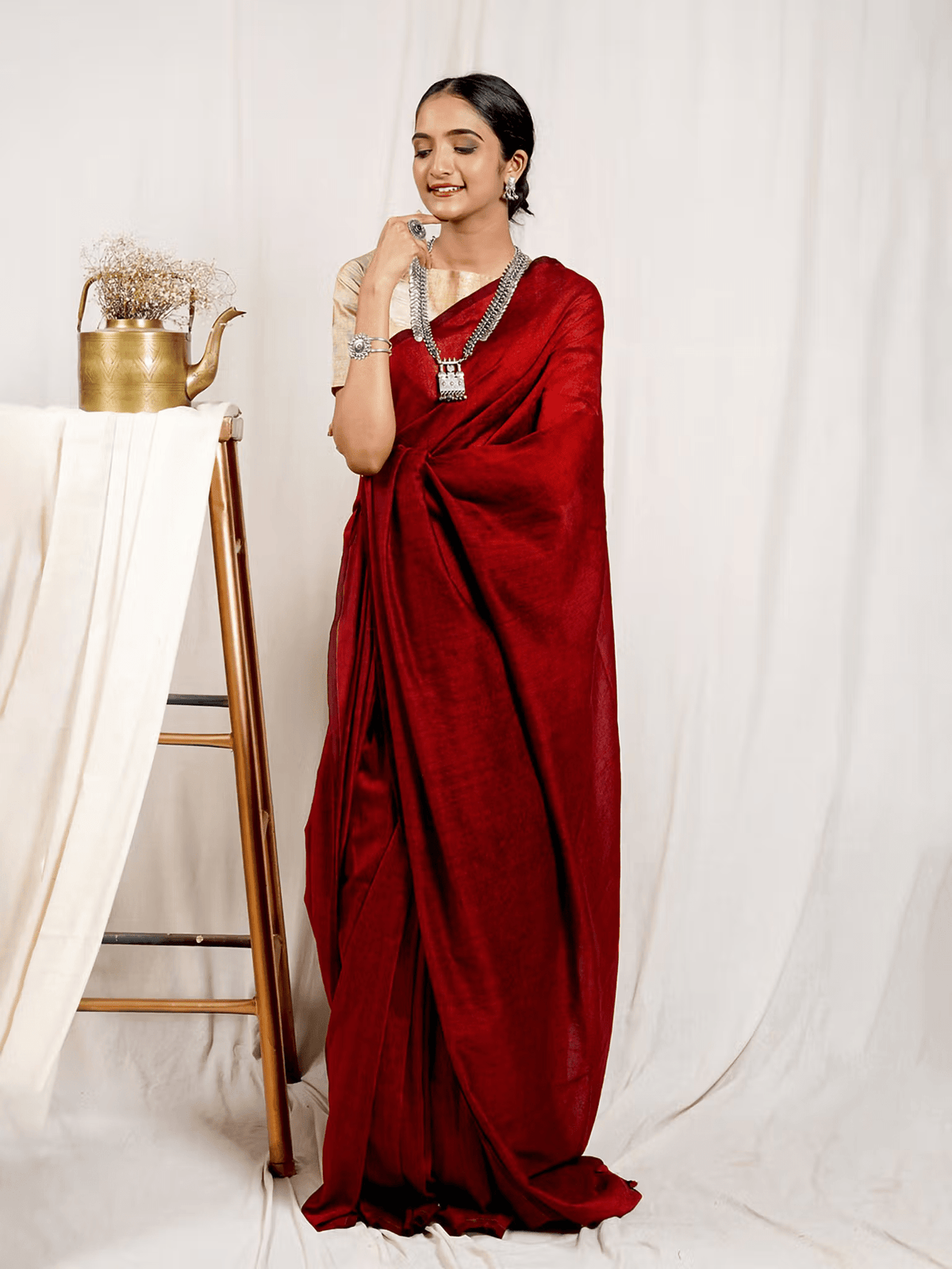Mulmul Cotton Saree in Elegant Maroon