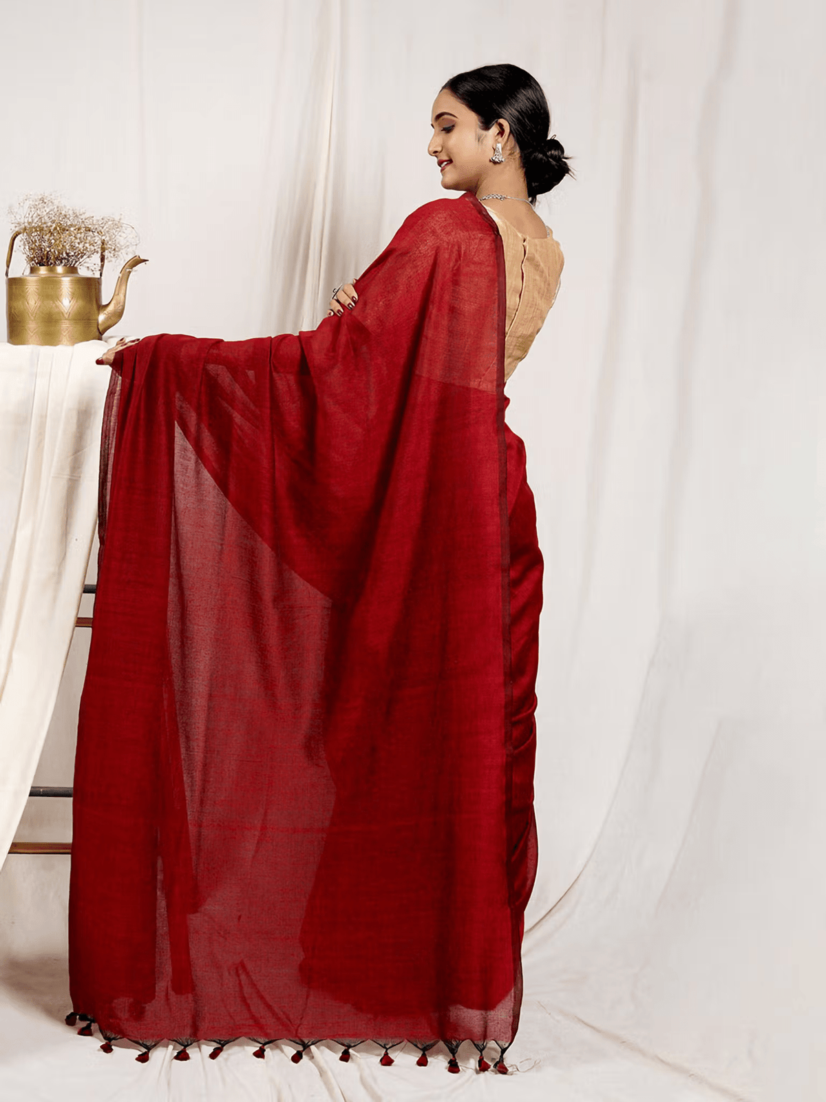 Mulmul Cotton Saree in Elegant Maroon