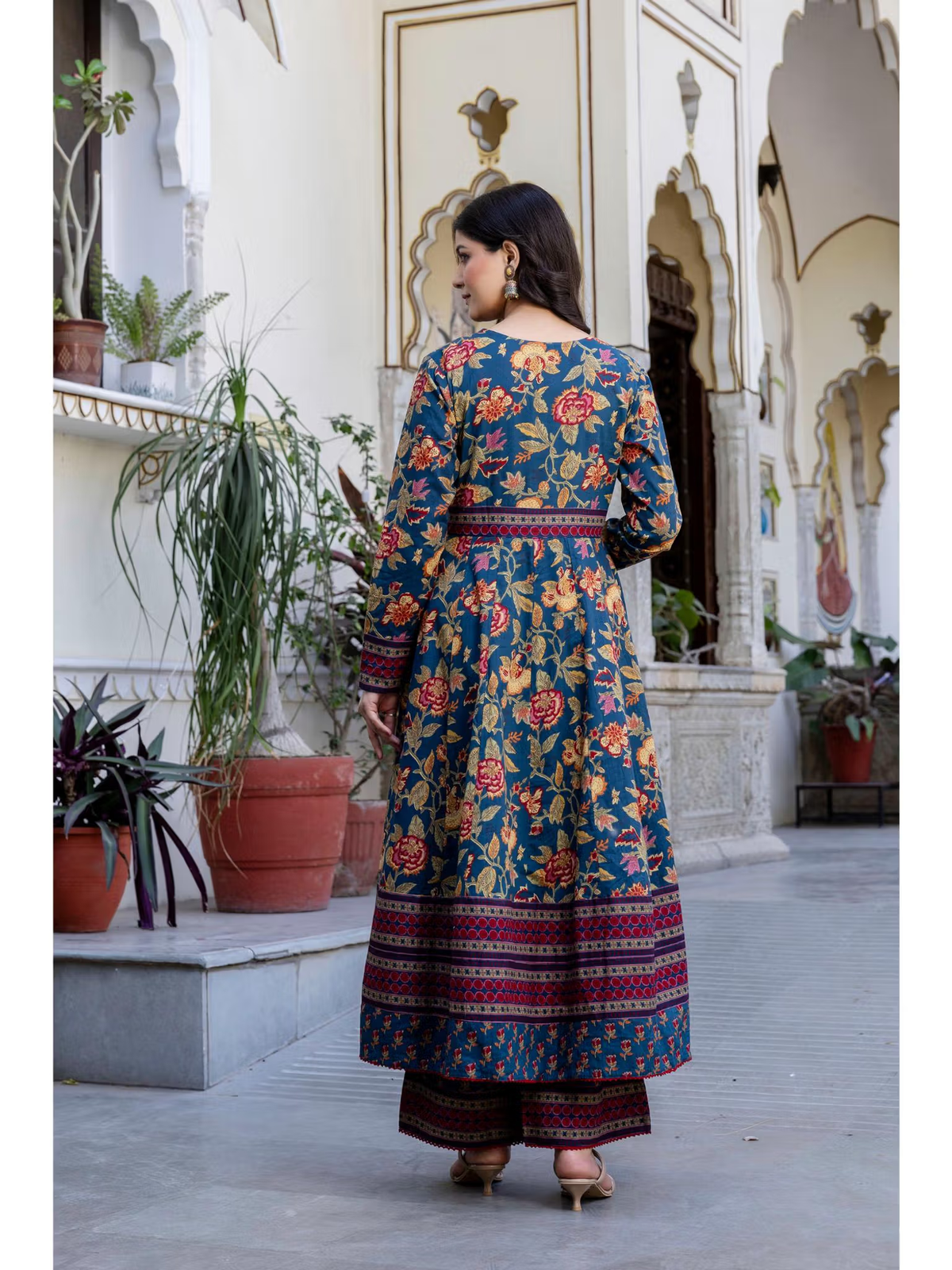 Elegant navy blue anarkali kurta set Canada featuring floral patterns and a flared silhouette, perfect for formal occasions