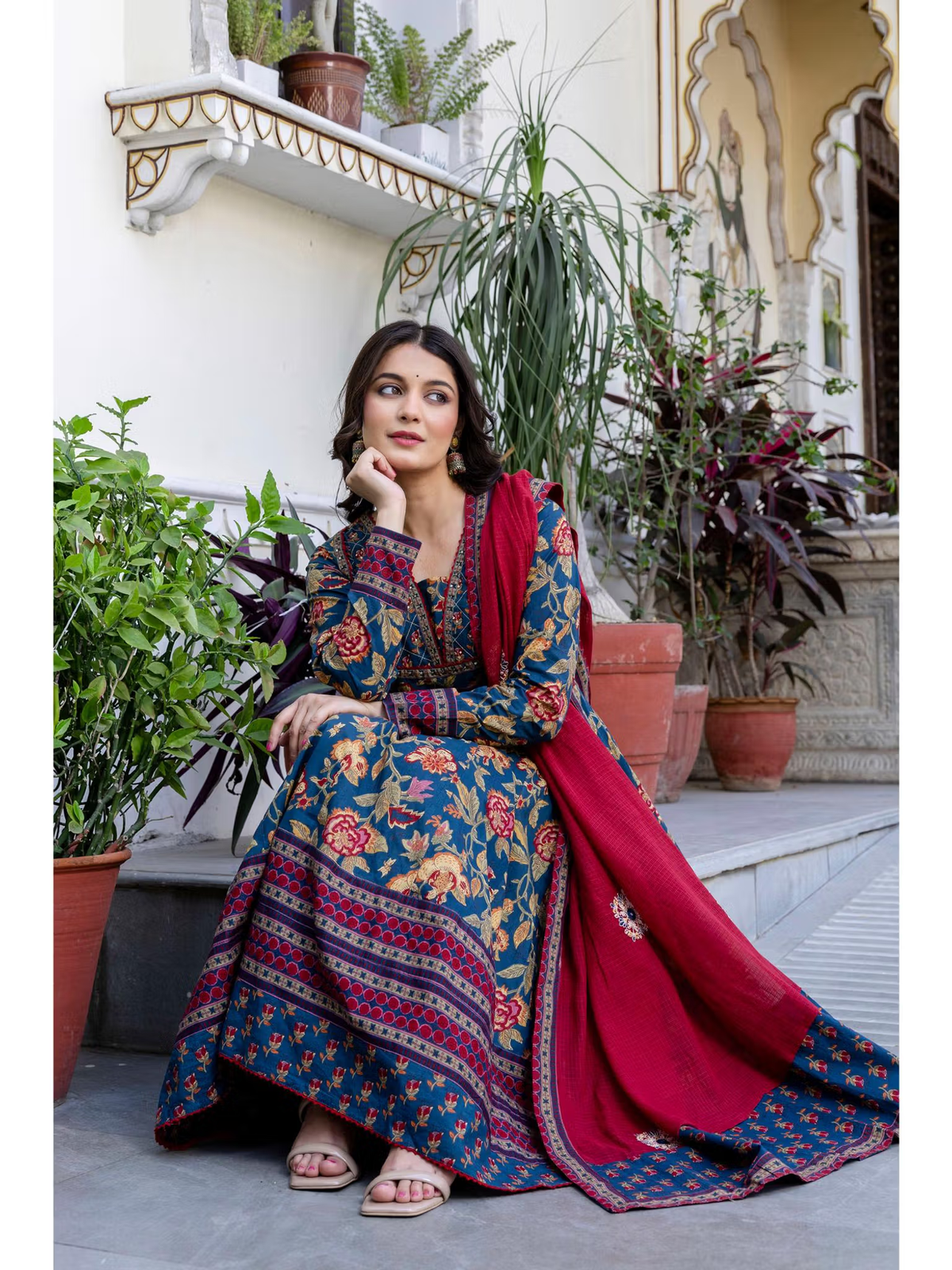 Stylish navy blue anarkali kurta set Canada with floral patterns and a contrasting dupatta