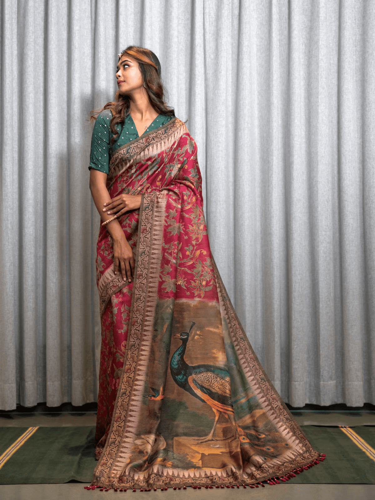 Pink Kalamkari Print Cotton Blend Saree – Unstitched Blouse | Pack of 2 - aromie