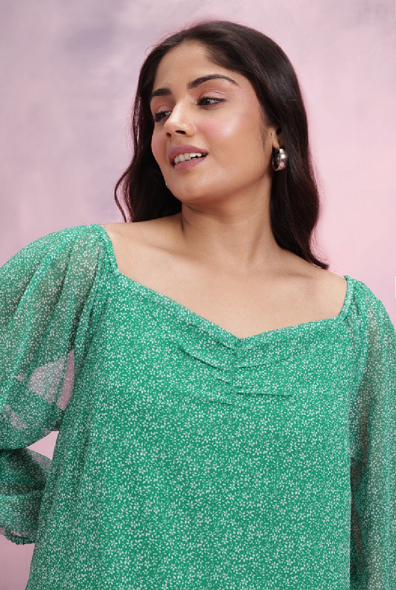 Plus Size Floral Top for Women - Stylish Wear