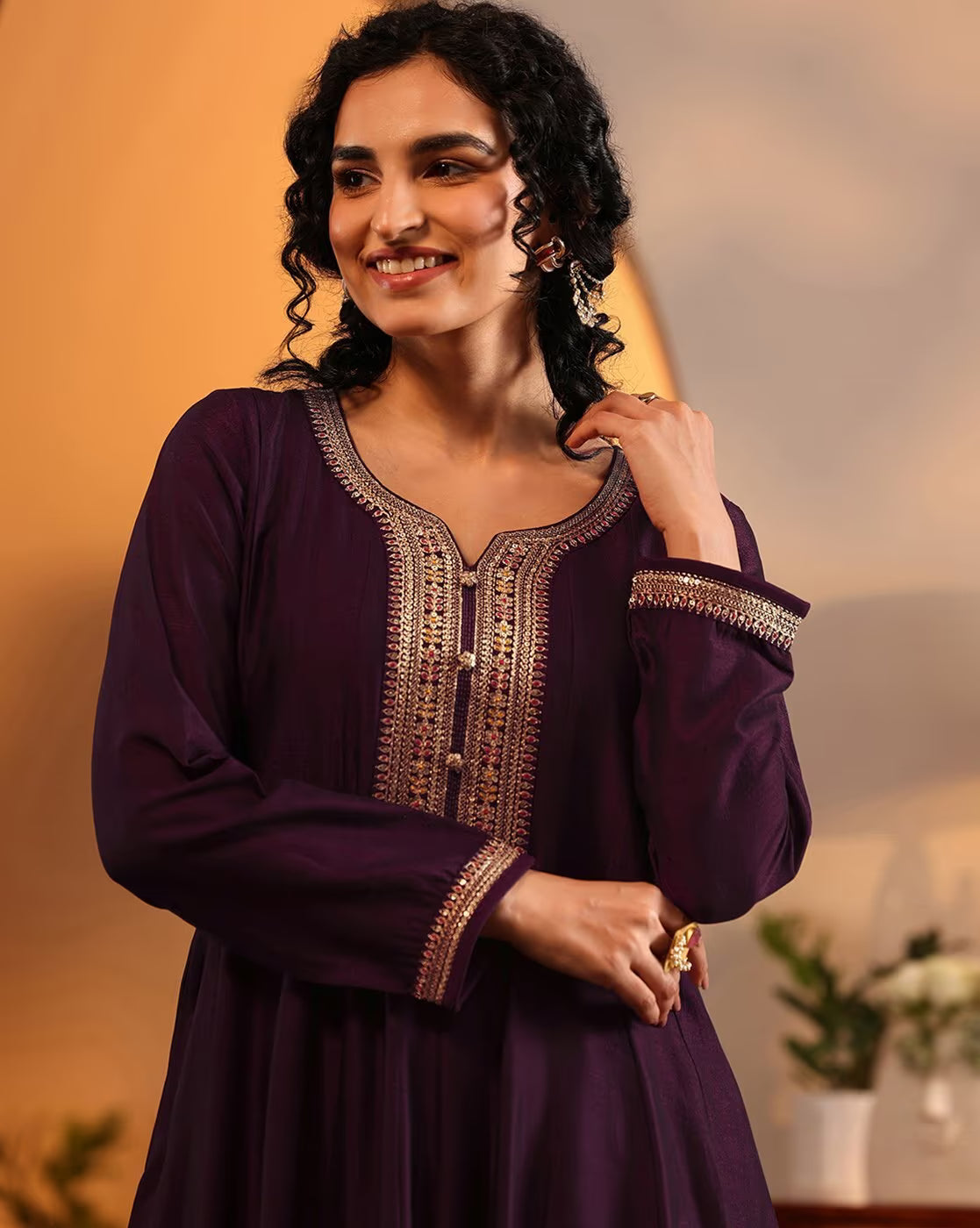 Aromie Sequined Kurta Set Women USA in purple with detailed embroidery and elegant design