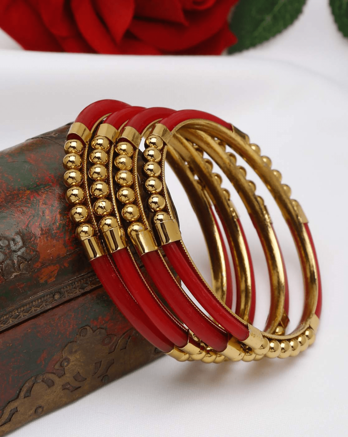 Set of 4 Gold - Plated Bangles (2.4 & 2.6) with Necklace, Earrings, and Mangtika – Elegant Jewelry Set - aromie