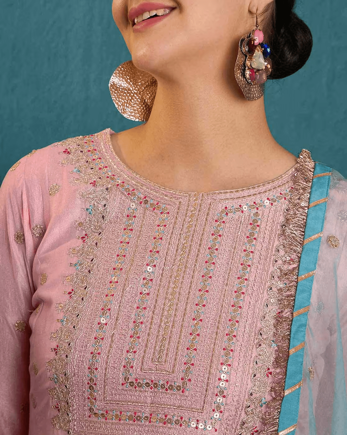 Elegant Silk Blend Kurta Set Canada featuring intricate embroidery and a stylish design