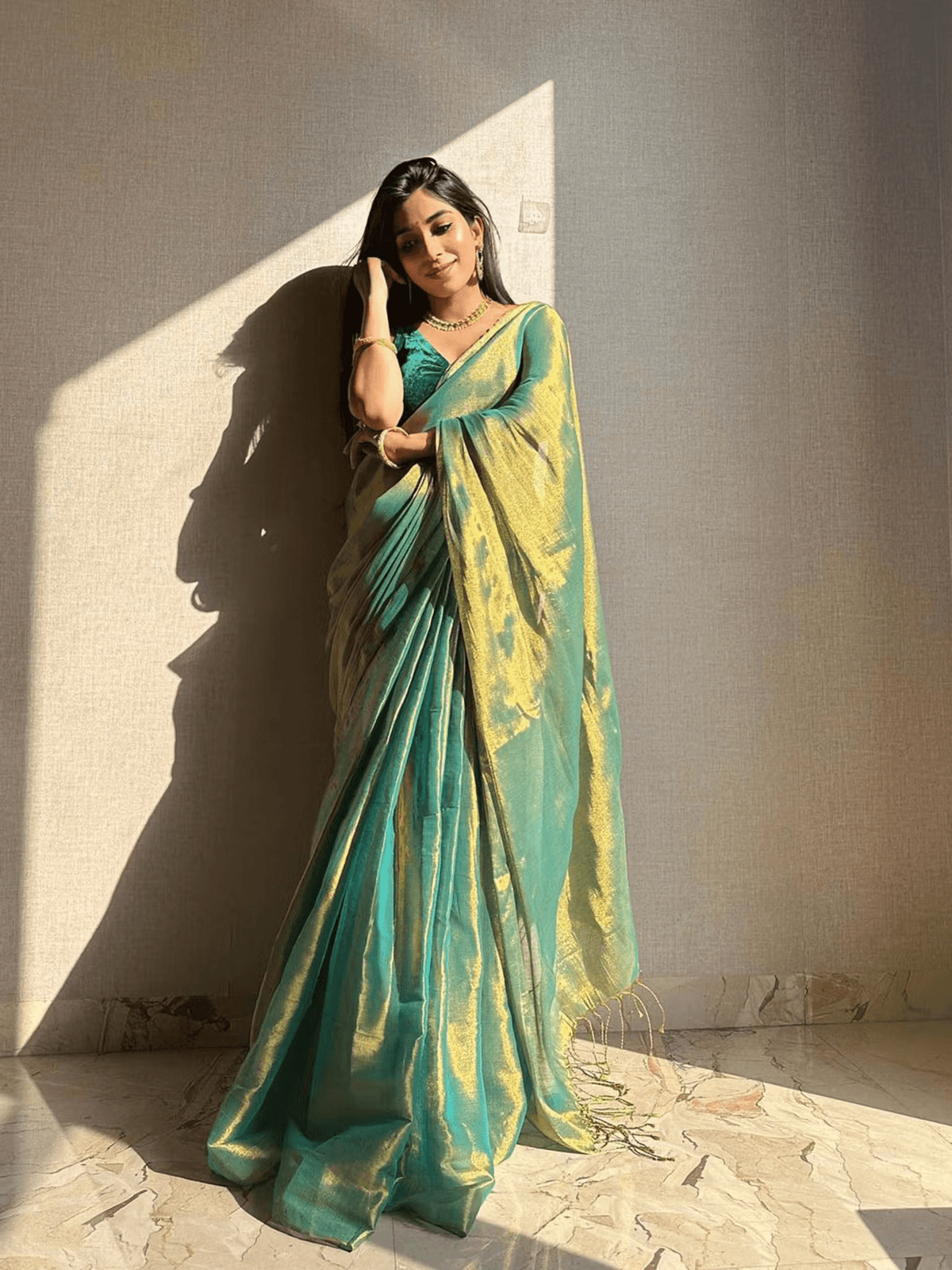 soft silk saree with blouse piece Canada - aromie