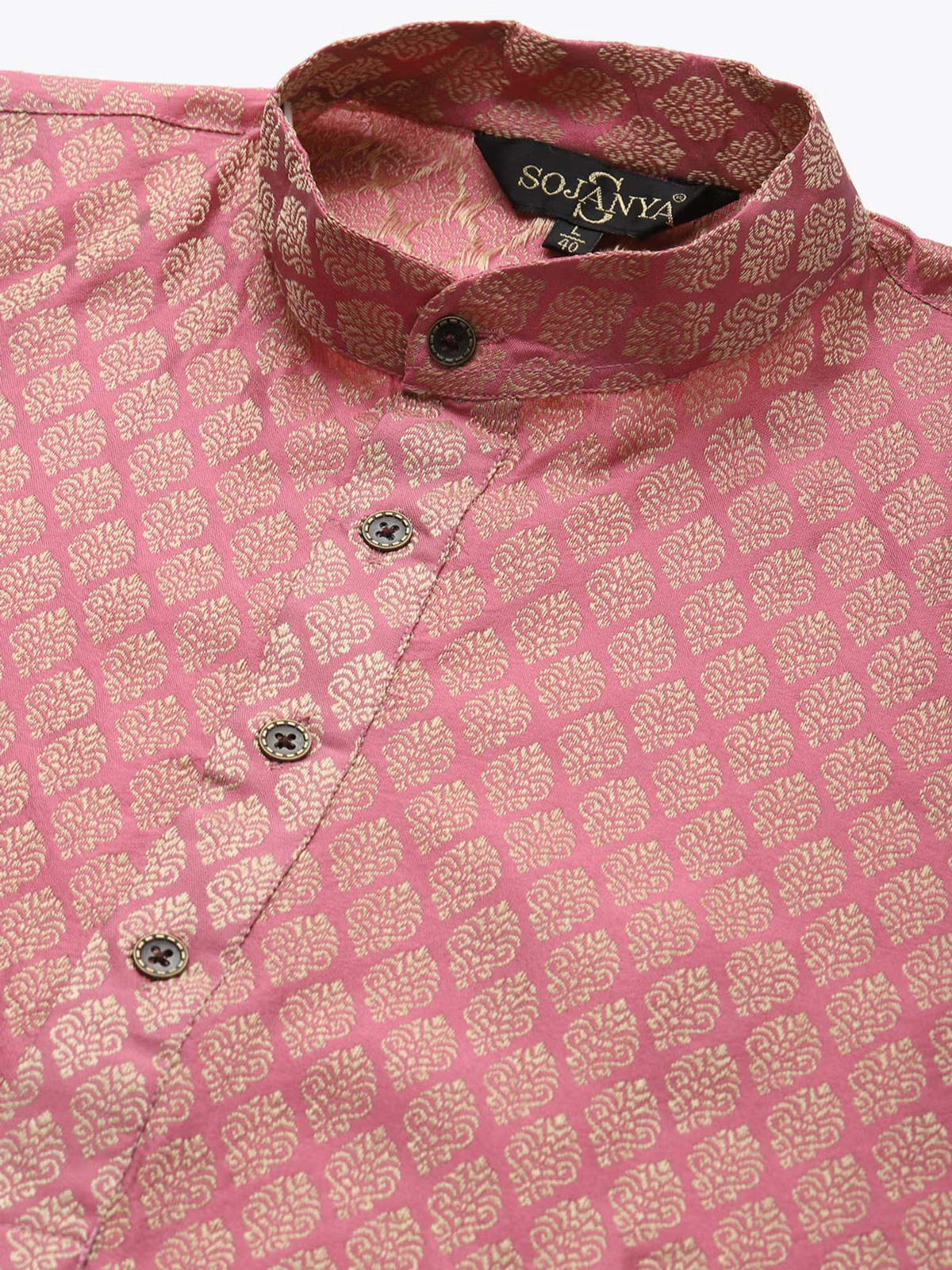 mens pink silk kurta set Canada brocade silk kurta close up with mandarin collar and decorative buttons