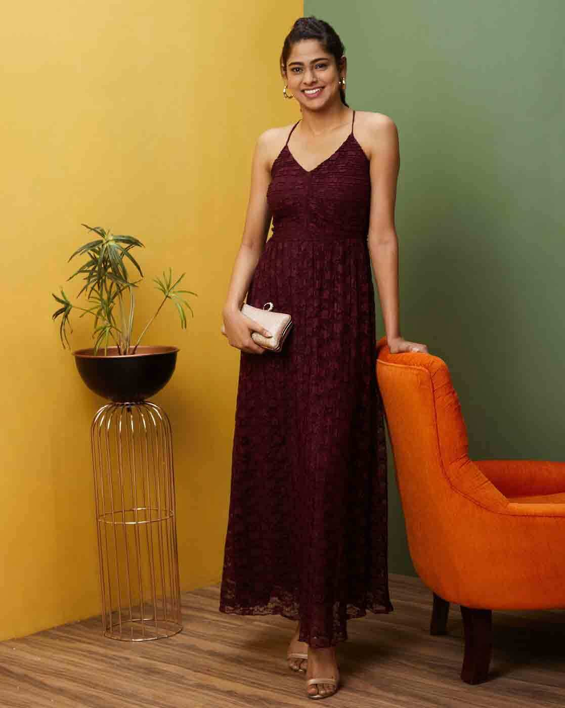 Aromie Affordable Flare Maxi Dress in Burgundy