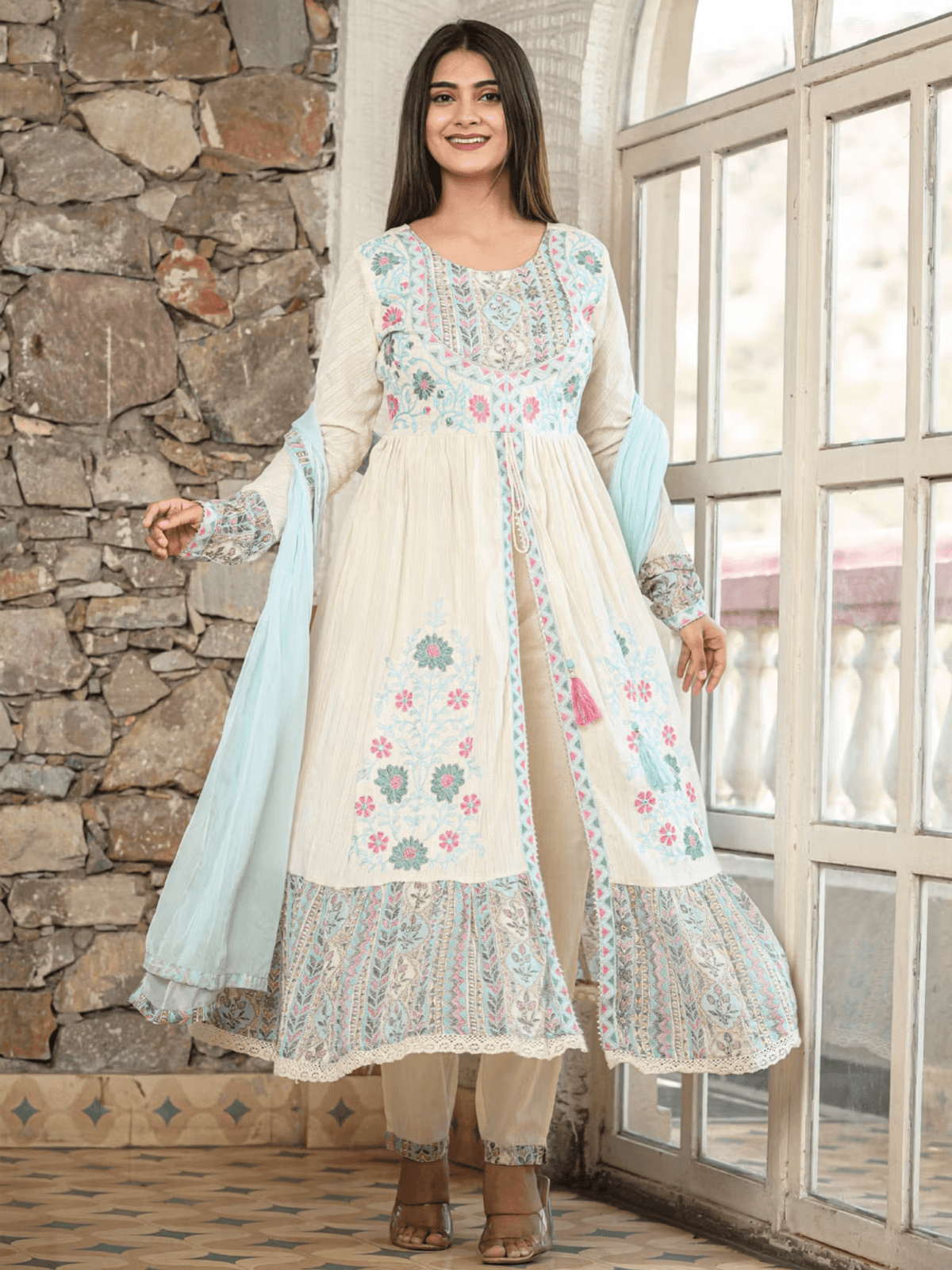 Aromie floral Anarkali kurta pants set featuring intricate embroidery and a light blue dupatta