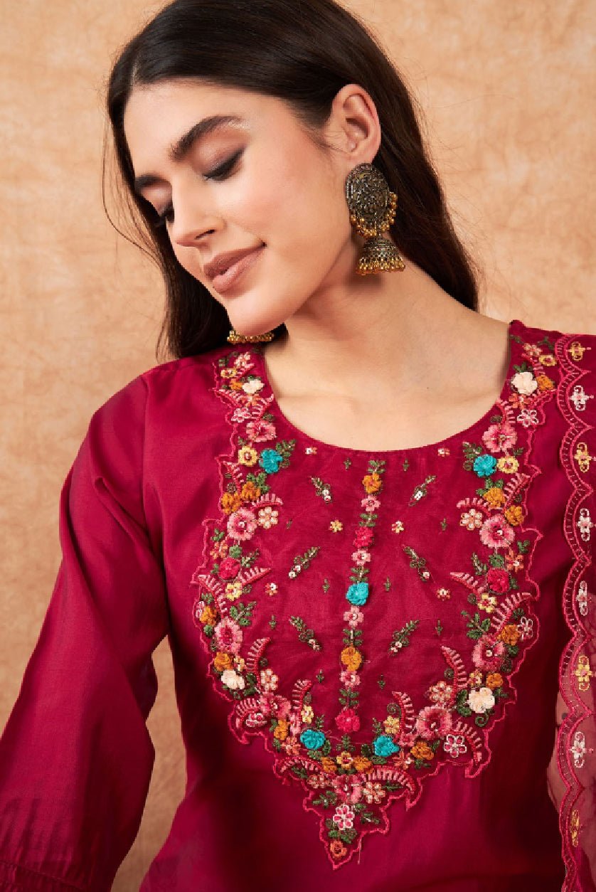 Mauve Embroidered Kurta Set for Women