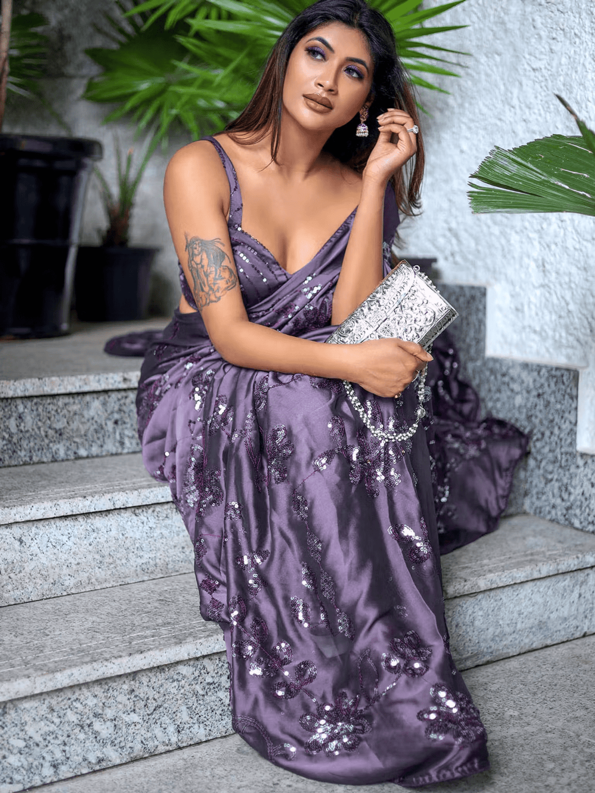 Women Sequin Saree with Unstitched Blouse - aromie
